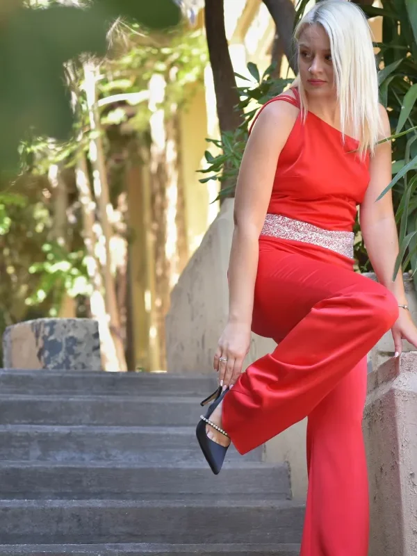 φόρμα ολόσωμη