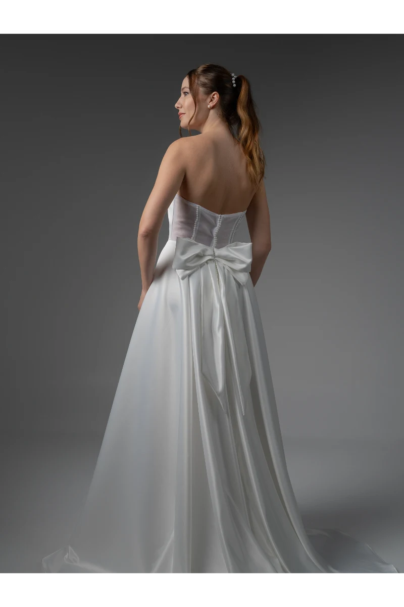 νυφικό φόρεμα