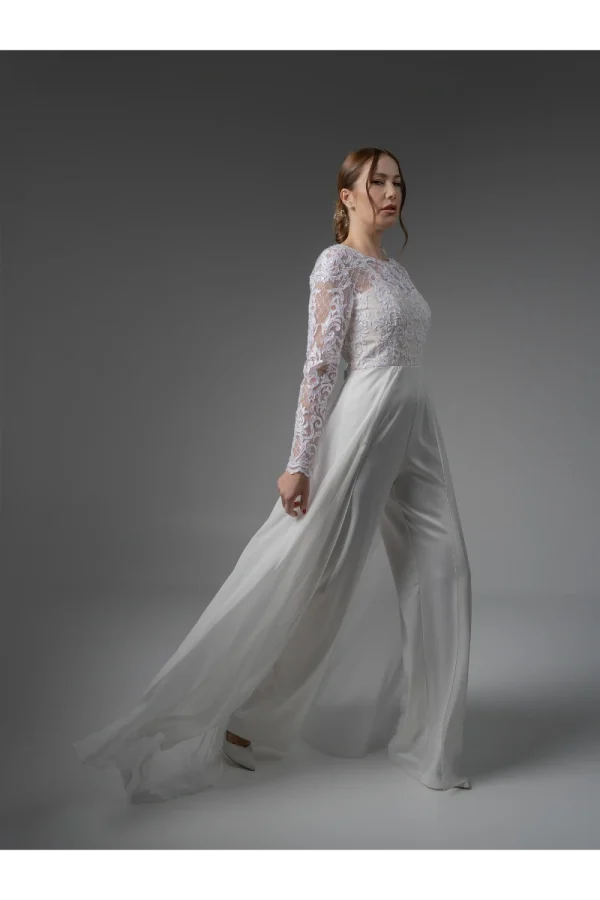 νυφική φόρμα