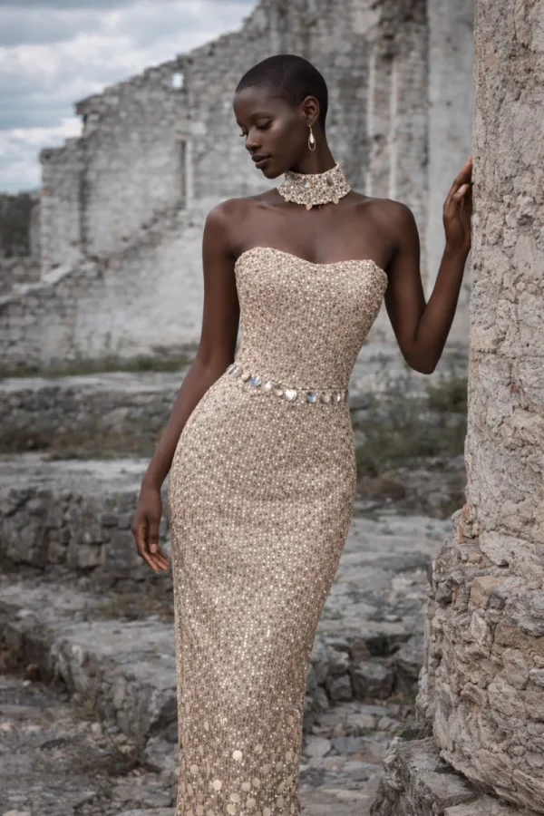 βραδυνό φόρεμα